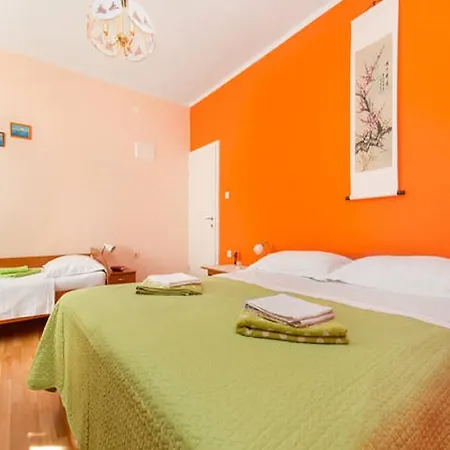 アパート Josip *